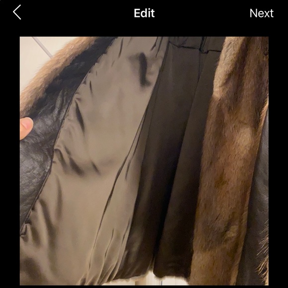 Margulis furs Clayton - Picture 5 of 12